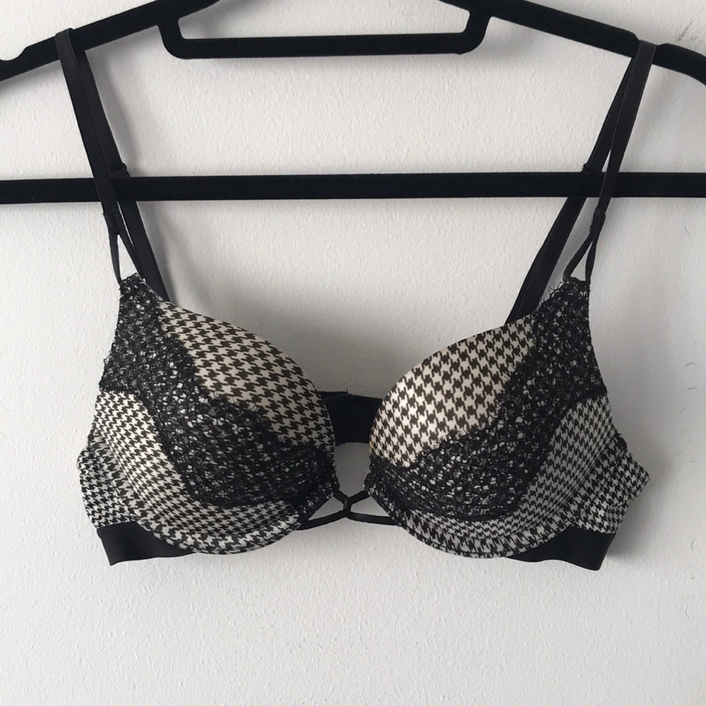 Victoria Secret Bombshell Houndstooth Bra 32AA